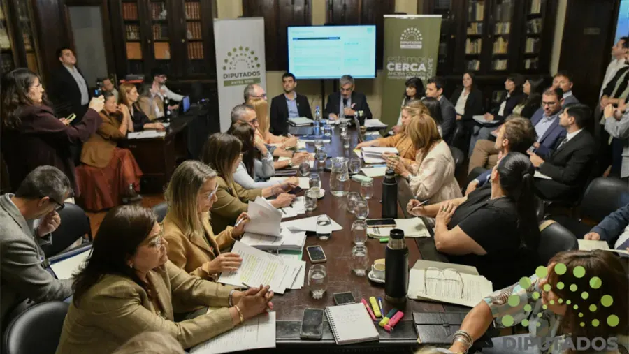 Presupuesto 2027: Diputados se reunirán el miércoles para analizar la inversión, la deuda y las obras públicas