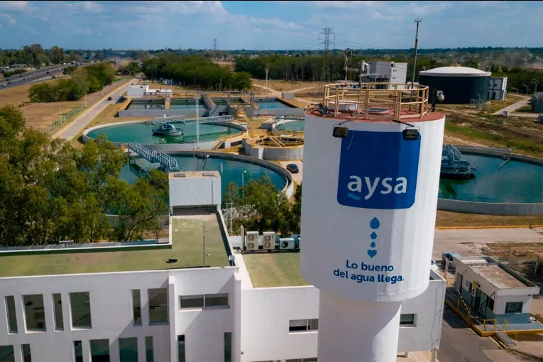 Privatización de AySA: adjudicaron el 90% de las acciones y fijaron la fecha de firma