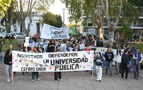 Quinta Marcha Federal: Universitarios y sectores sociales se concentrarán y marcharán desde la Uner a Plaza San Martín