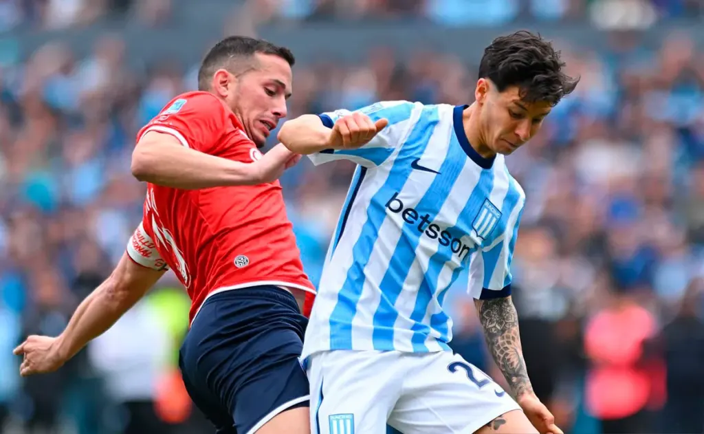 Racing e Independiente empataron 1 a 1 en un clásico caliente