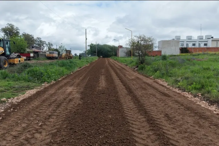 Realizan mejoramiento de calles en zonas norte y oeste de la ciudad