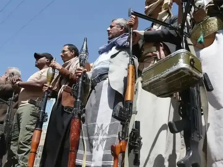 Rebeldes Hutíes atacaron el palacio presidencial de Yemen