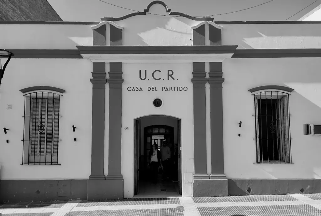 Rechazos a Milei en la UCR