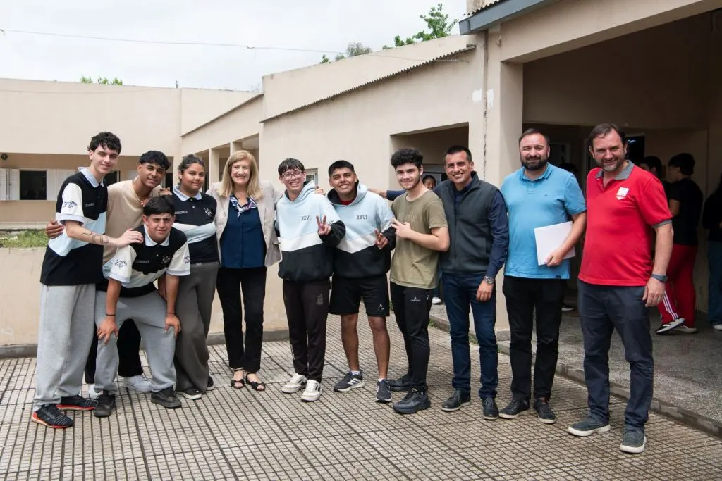 Reconocen a la Escuela Carlos Mastronardi