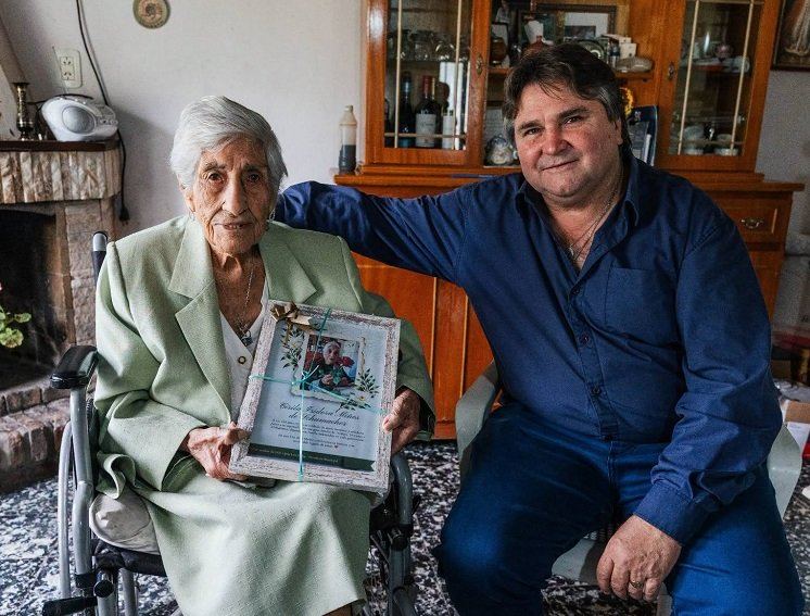 Reconocimiento para Cirila Isidora Miños, a sus 104 años