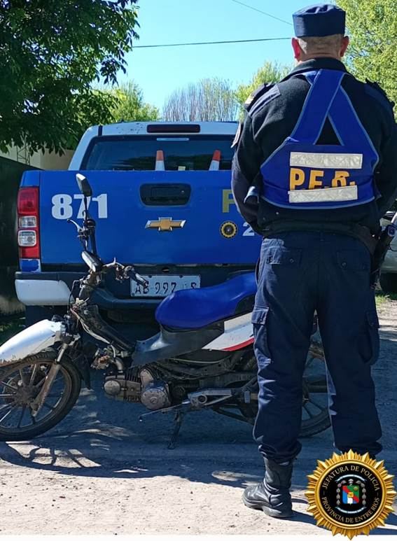 Recuperan en sauce de luna una moto robada del depósito municipal y notifican a su propietario