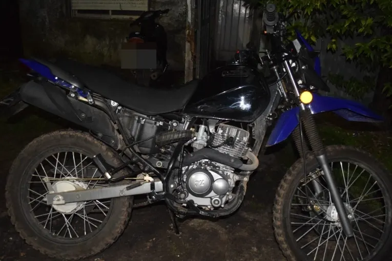 Recuperaron una moto que había sido robada en la Costanera pocas horas antes