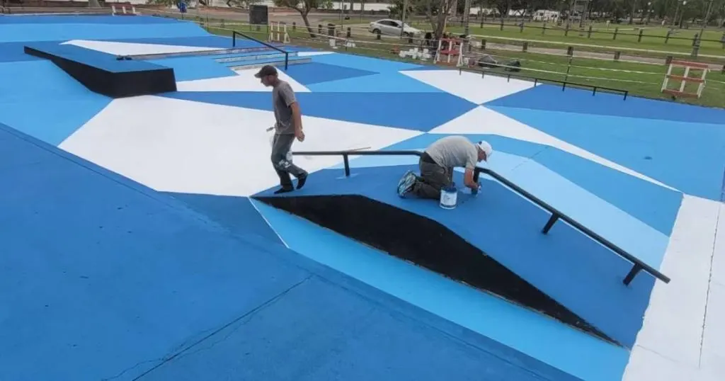 Remodelaron el Skatepark en la Costanera del Tiempo: nuevo hormigón, barandas y arte mural