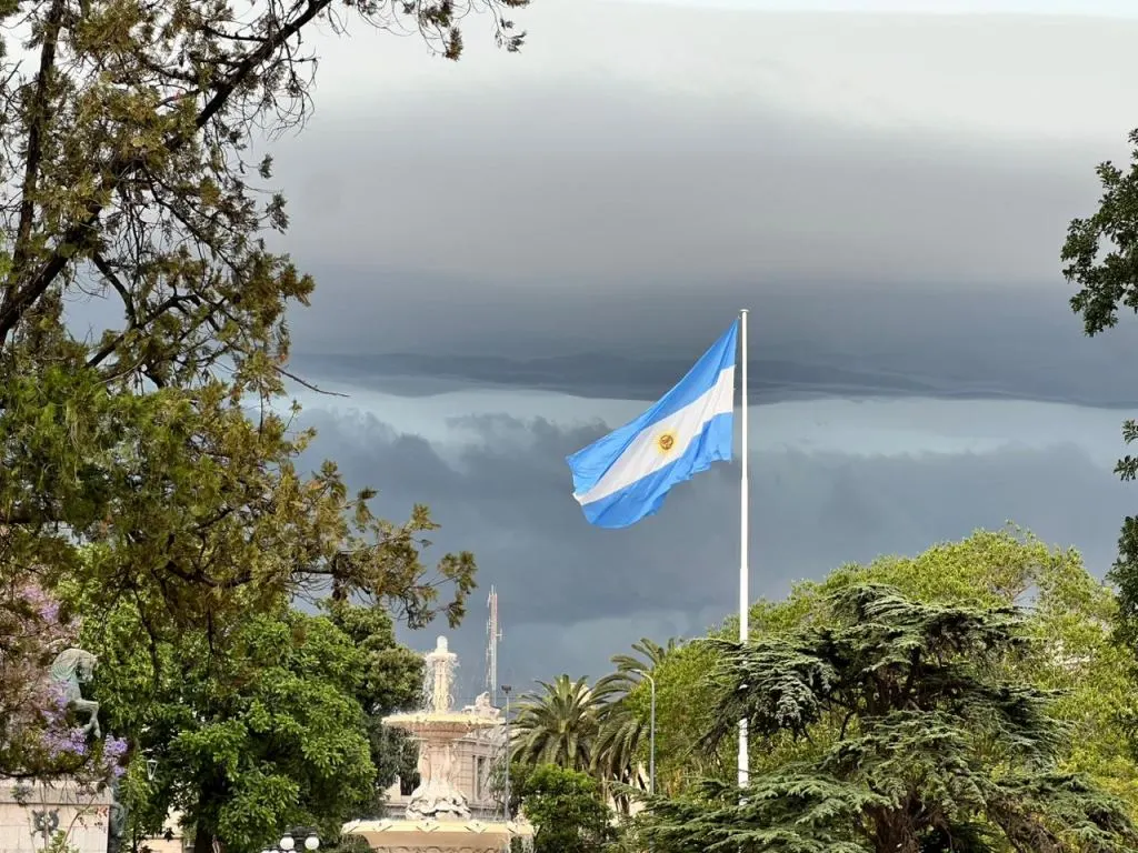 Renovaron el alerta por tormentas fuertes y severas en todo Entre Ríos para este jueves