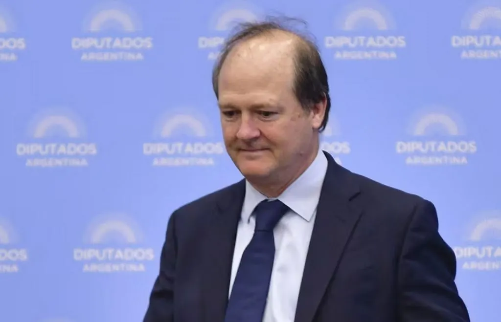 Renunció Daniel González, secretario de Energía y Minería