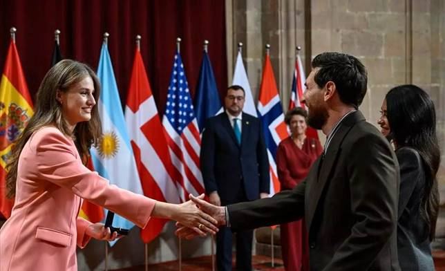 Revolucionó oviedo: Lionel Messi fue reconocido con el premio princesa de asturias en España