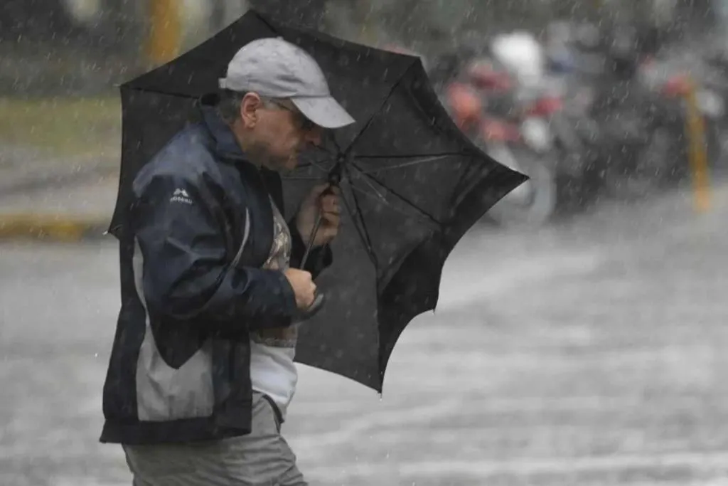 Rige alerta amarilla por tormentas para Entre Ríos. ¿Cuándo y dónde lloverá?