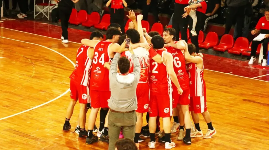 Rocamora enfrenta al entonado River Plate