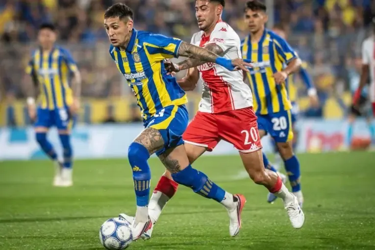 Rosario Central le ganó a Huracán y quedó como líder de la tabla anual del fútbol argentino