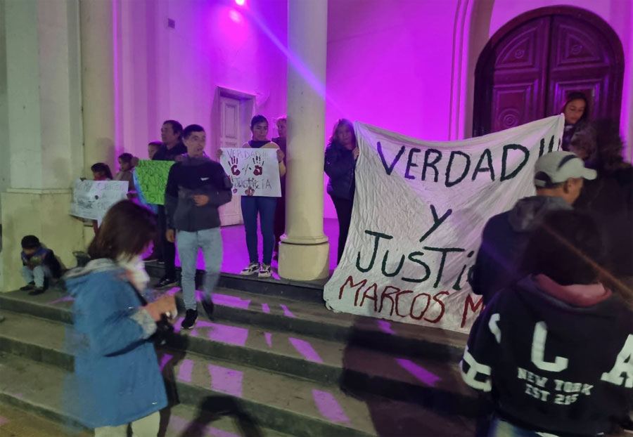 Rosario del Tala: Marcos Molina continúa en terapia intensiva y la comunidad marchó para exigir justicia