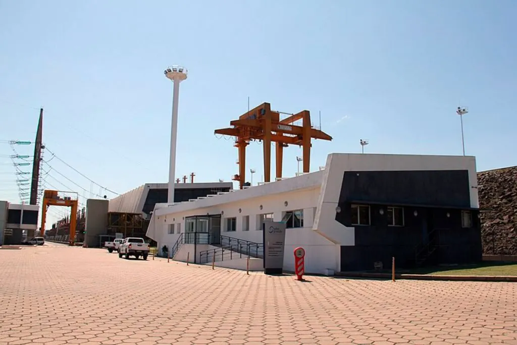 Salto Grande convoca a interesados en asegurar el complejo hidroeléctrico