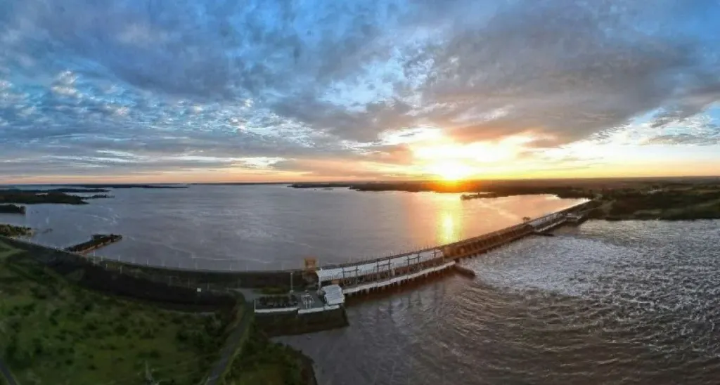 Salto Grande prevé que el nivel del embalse alcance los 33 metros