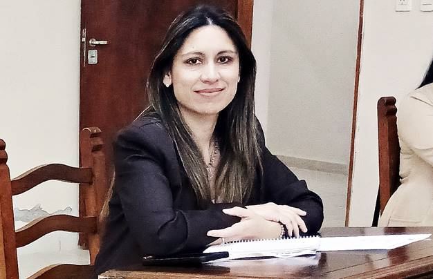 Samanta irurzun: Calificó con 4 puntos a la gestión de la radical alicia oviedo
