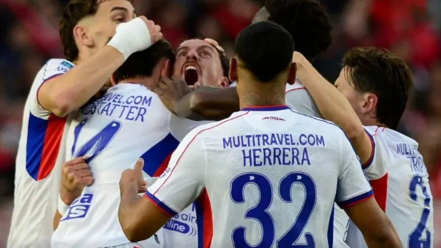 San Lorenzo le ganó a Estudiantes con el tiro del final