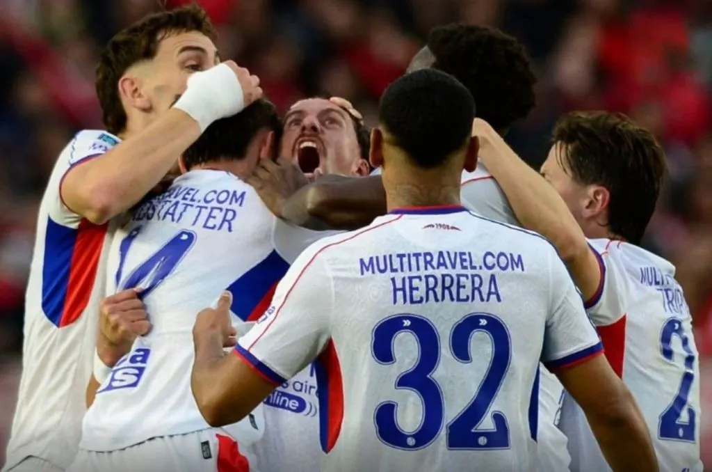 San Lorenzo le ganó a Estudiantes con un gol agónico