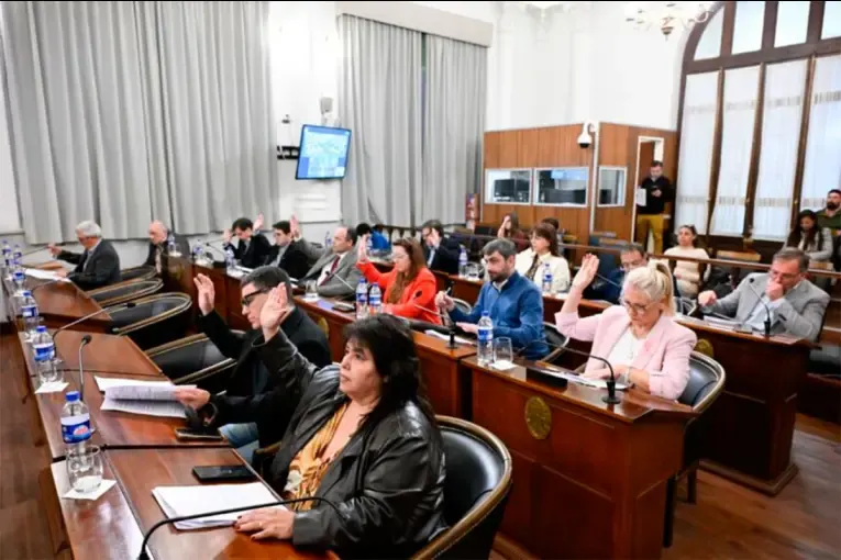 Sancionaron la Ley de Deudores Alimentarios en Entre Ríos: qué establece y a quiénes alcanza