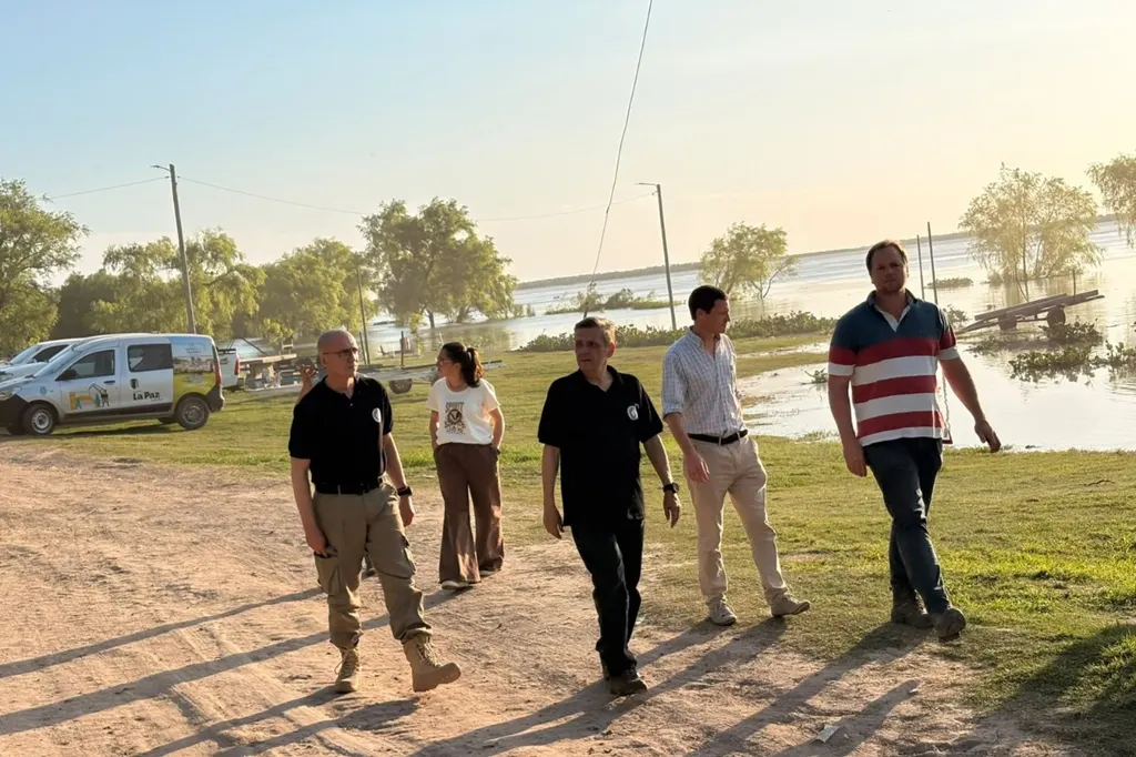 Santa Elena y La Paz: Defensa Civil coordina acciones preventivas ante la creciente del río Paraná