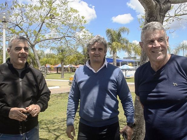 Satto recorrió las termas de Federación de cara al lanzamiento de la temporada de verano