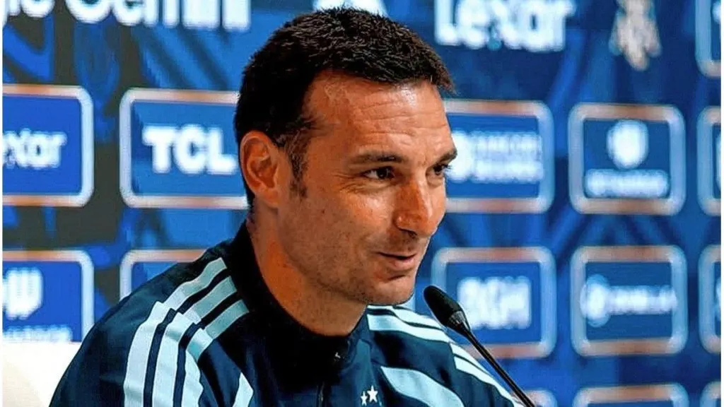 Scaloni acordó su continuidad como entrenador de la Selección Argentina