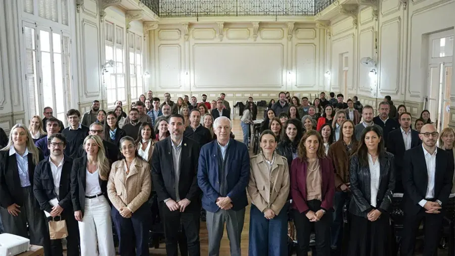 Se puso en marcha la Mesa de Educación y Trabajo para fortalecer el vínculo con el sector productivo