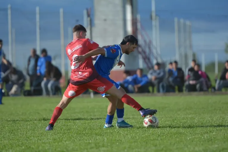 Se puso en marcha una nueva fecha del Torneo Clausua A y se completó la jornada de la B