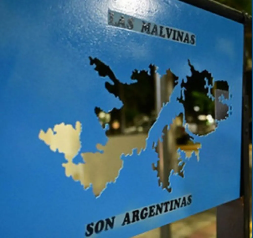 Se reanuda el debate por el proyecto de Malvinas mientras crecen los reclamos de cambios y se demora la firma de dictámenes