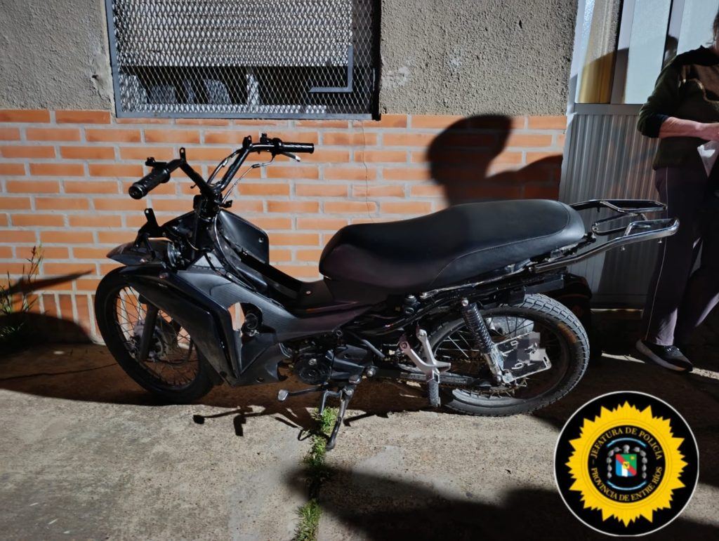 Secuestraron una moto y detuvieron a dos jóvenes