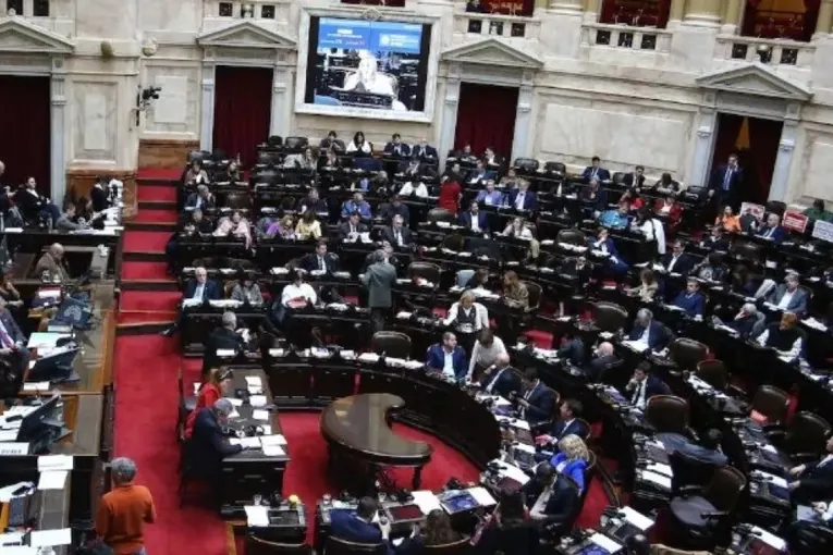 Sesión maratónica con discapacidad y endeudamiento familiar como pruebas de fuego