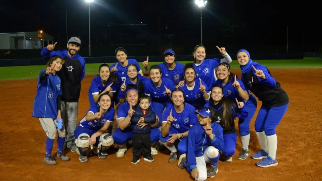 Sóftbol Femenino: CEF N° 5 gritó campeón y celebró su 10ª corona