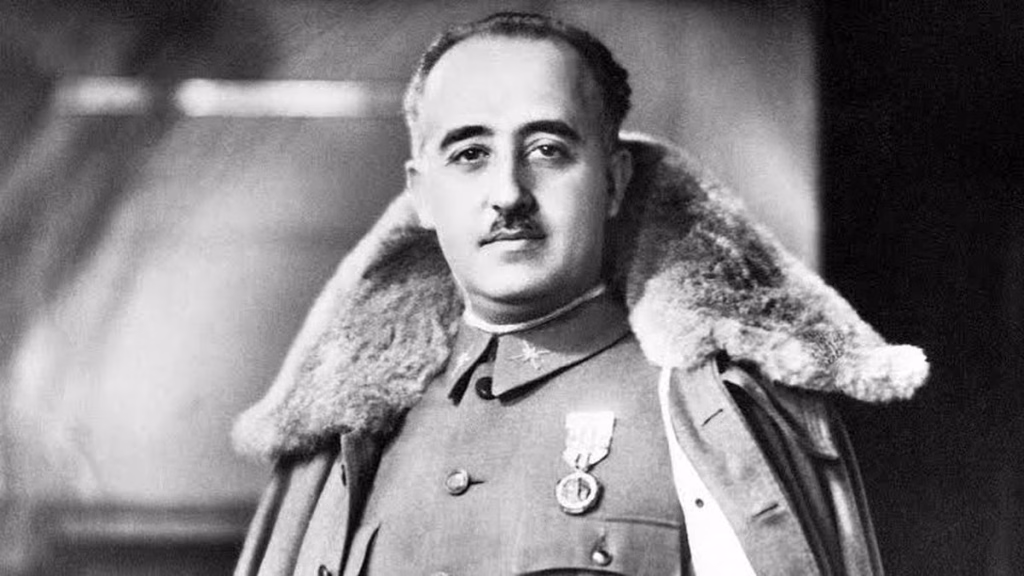 Subastan objetos de Franco y los precios se disparan