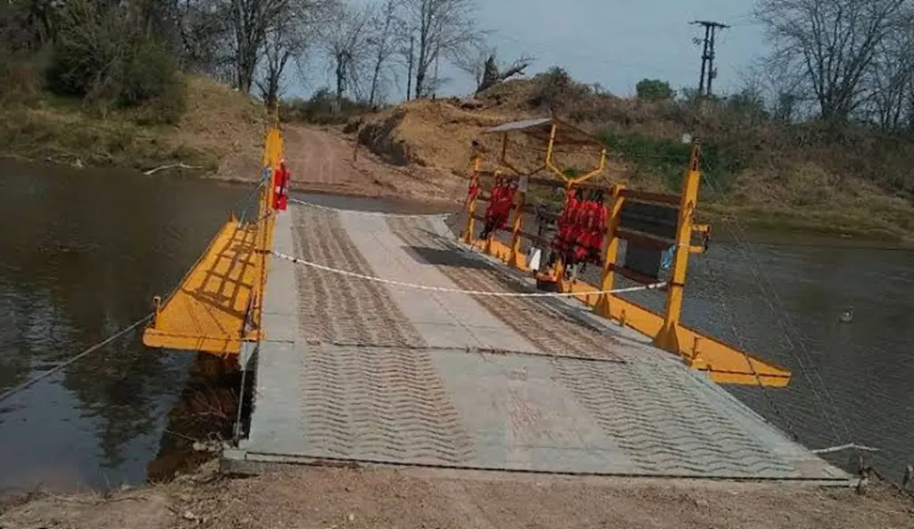 Suspendieron el servicio de la balsa La Maroma en Villa Urquiza
