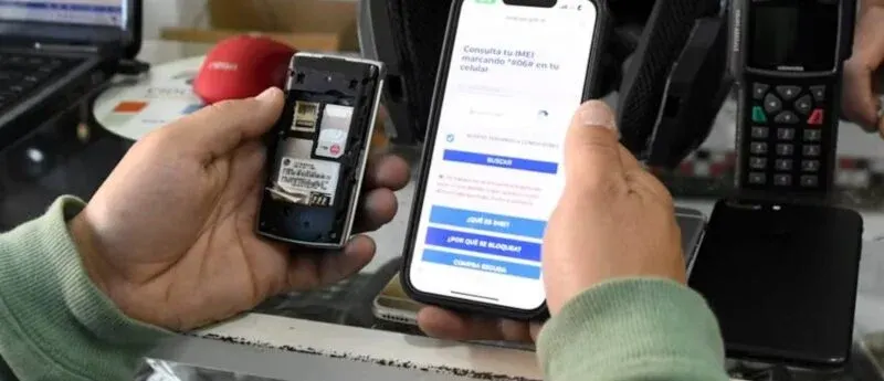 Tenía un sistema para liberar celulares robados y revenderlos; terminó condenado