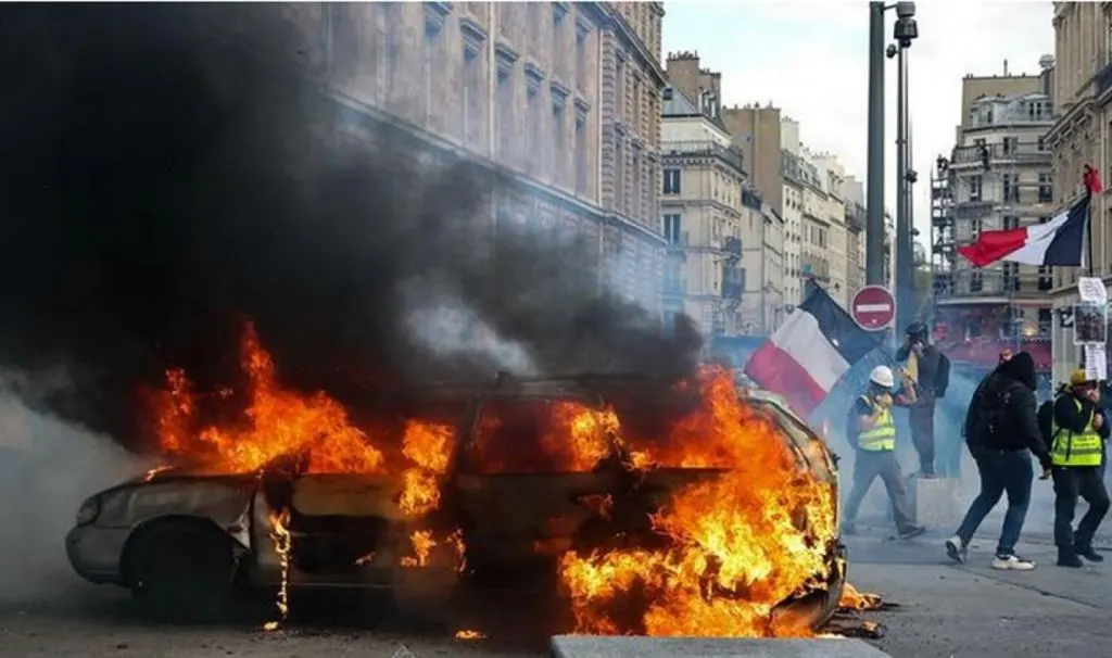 Tiroteo en el suroeste de París: un muerto y cuatro heridos