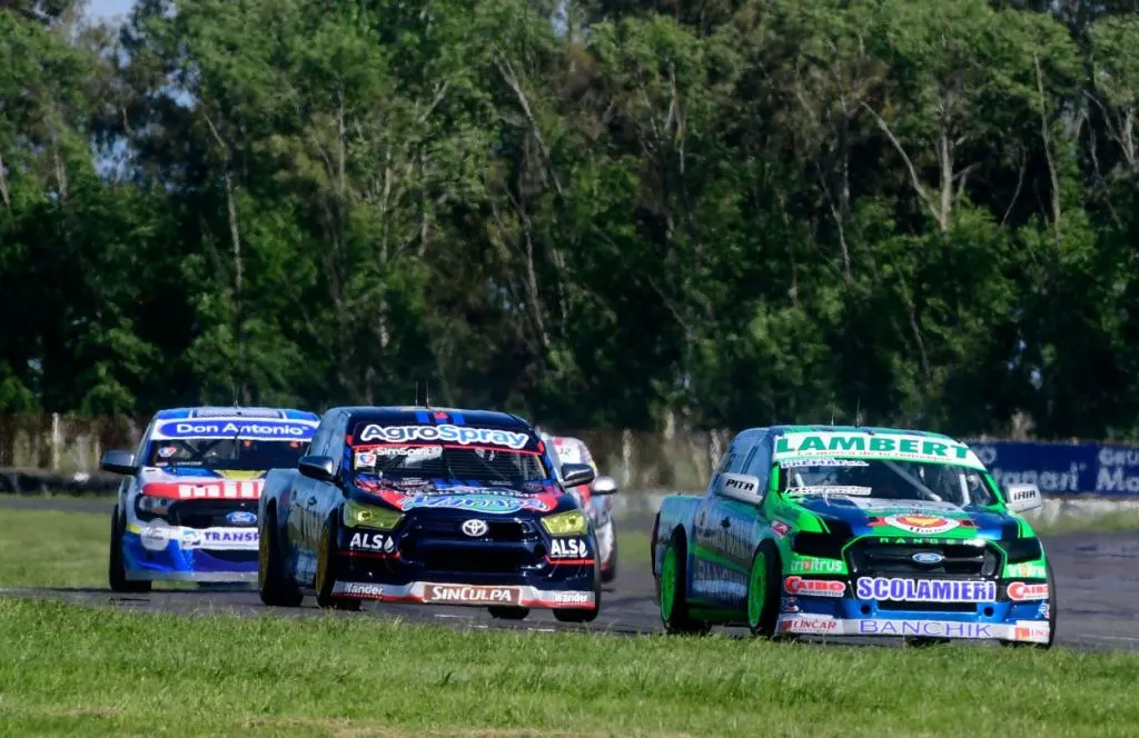 Tomás Pellandino fue penalizado y terminó séptimo en la final del TC Pista Pick Up