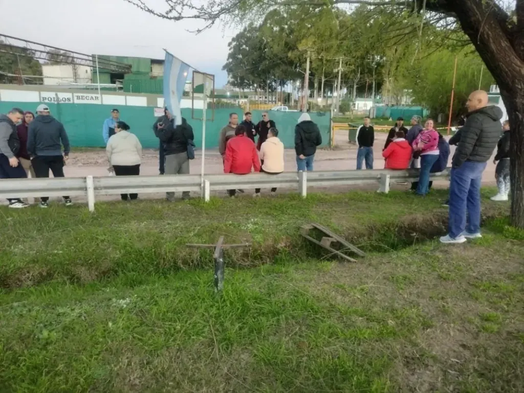 Trabajadores de Granja Tres Arroyos mantienen los reclamos y preparan una nueva jornada de protesta