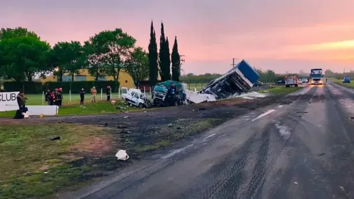 Tres muertos tras un choque frontal en el que estuvo involucrado un camionero de Chajarí