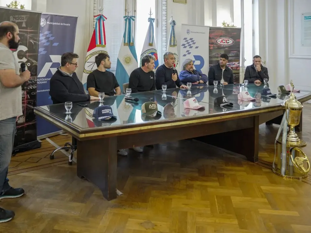 Turismo Carretera: Presentaron la carrera a desarrollarse en Rosario