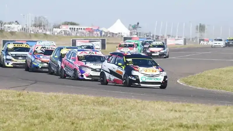 Turismo Pista: Concepción del Uruguay recibe la Copa Tricitrus