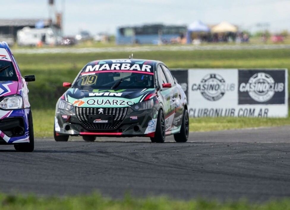 Turismo Pista: Farroni sorprendió y logró la «pole» en la Clase 3