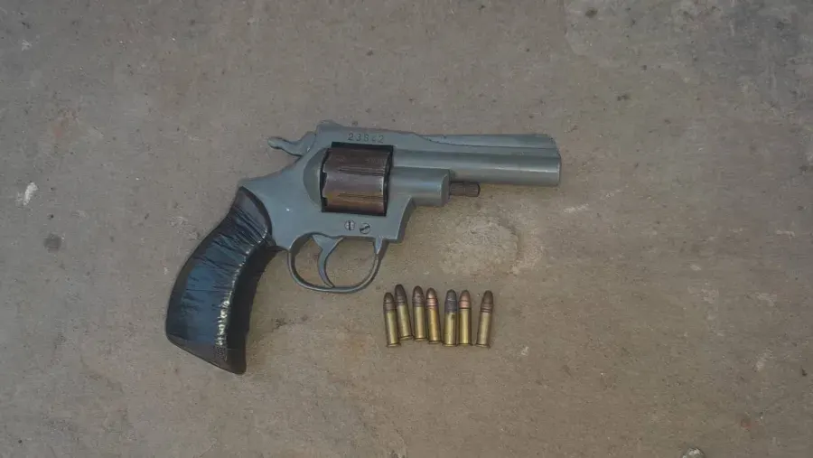 Un adolescente de 14 años fue demorado con un arma de fuego en Paraná