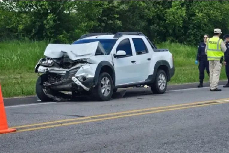 Un camionero entrerriano protagonizó un choque en Uruguay donde murió un hombre