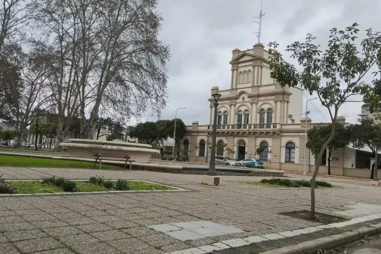 Un hombre fue hospitalizado tras un episodio de crisis y luego quedó detenido