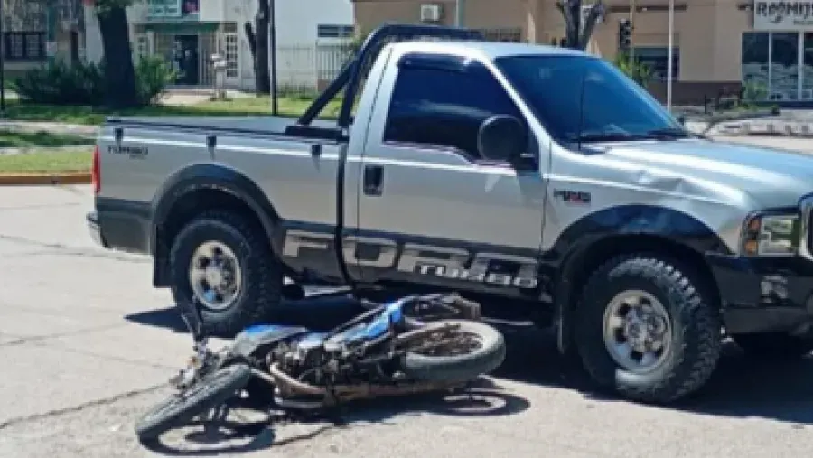 Un motociclista resultó herido en un fuerte choque en Ramírez