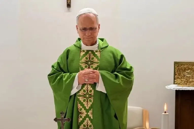 Un nuevo parte de El Vaticano confirmó una “mejora constante” del papa León XIV en su salud
