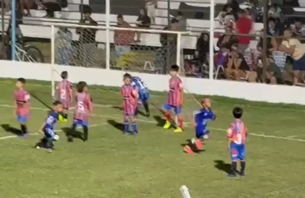 Un pequeño futbolista de Concepción del Uruguay llegó a la pantalla de TN con un golazo